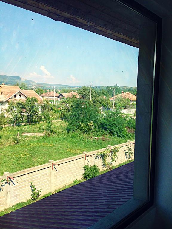 Casa Renti Hotel Novaci-Straini Bagian luar foto