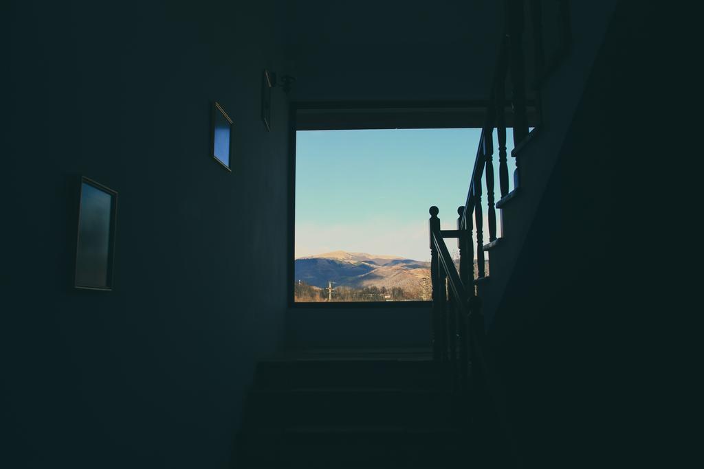 Casa Renti Hotel Novaci-Straini Bagian luar foto